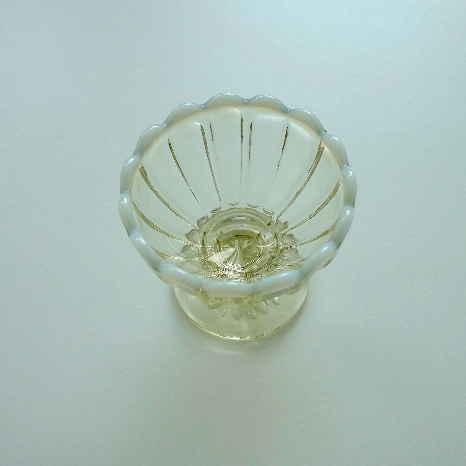 Hiroto Glass - 雪の花 Yellow Bowl